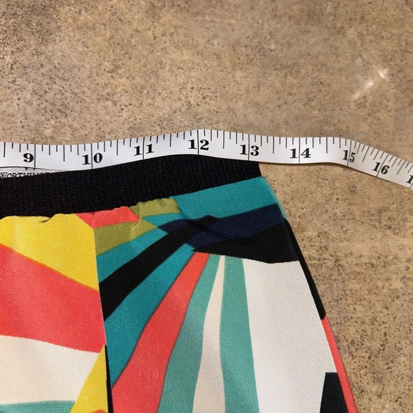 Worthington skirt - multicolored geometric print pencil skirt - Picture 8 of 9